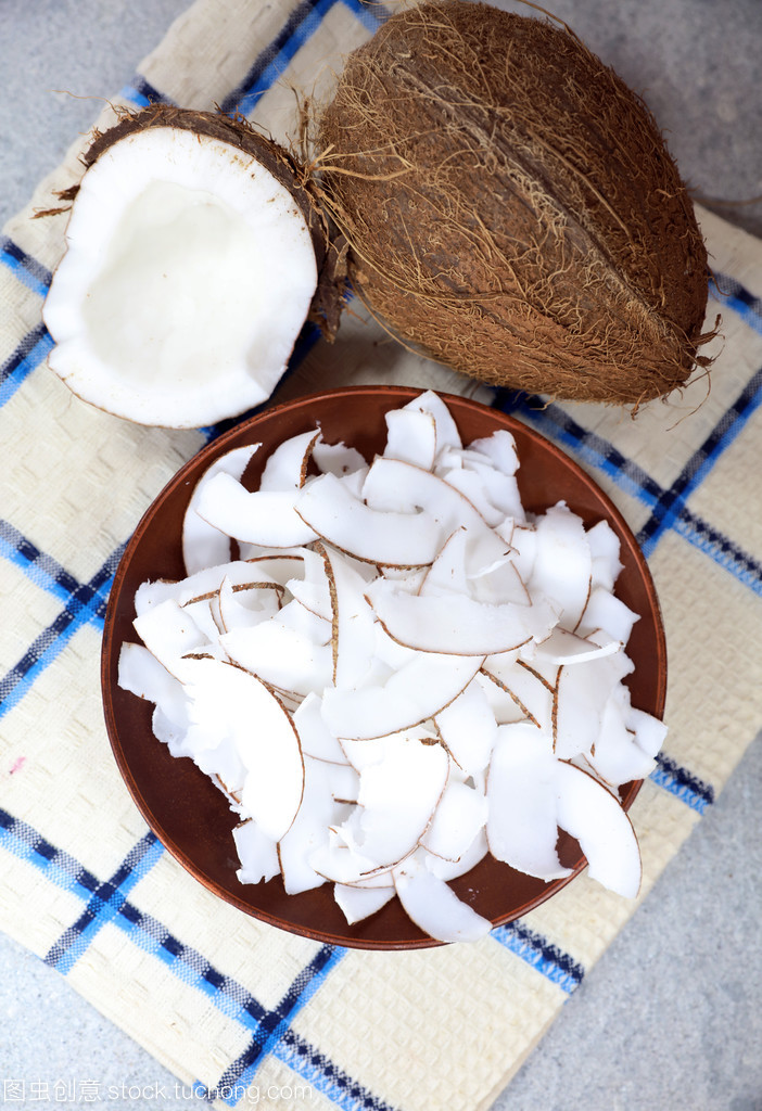 異國情調的健康零食 新鮮椰子中厚板芯片的魅力
